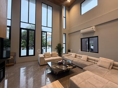 For Sale - Kew Drive