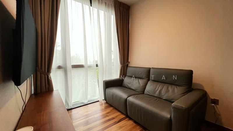 Hyll on Holland, 89 Holland Road, 2 Bedrooms, 721 sqft, Condominium For Sale, by Christina Tan, 25552041 - Living Room - PropertyGuru.com.sg