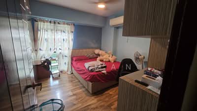 For Rent - 297B Compassvale Street