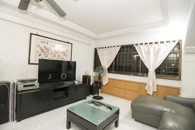 For Sale - 733 Tampines Street 71