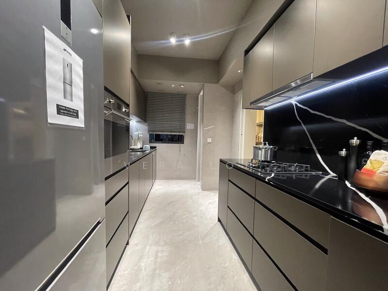 One Marina Gardens Apartment For Sale at S$ 2,521,600 | PropertyGuru Singapore - Kitchen