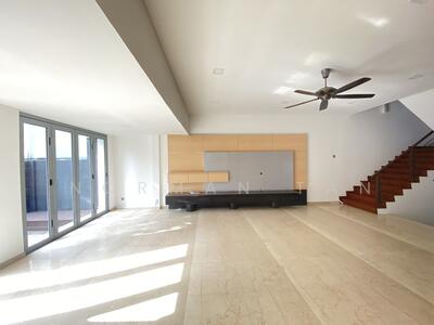 For Sale - Seletar Hills Estate