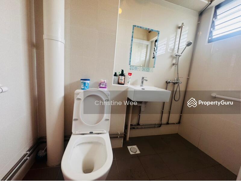 For Sale - 411 Serangoon Central