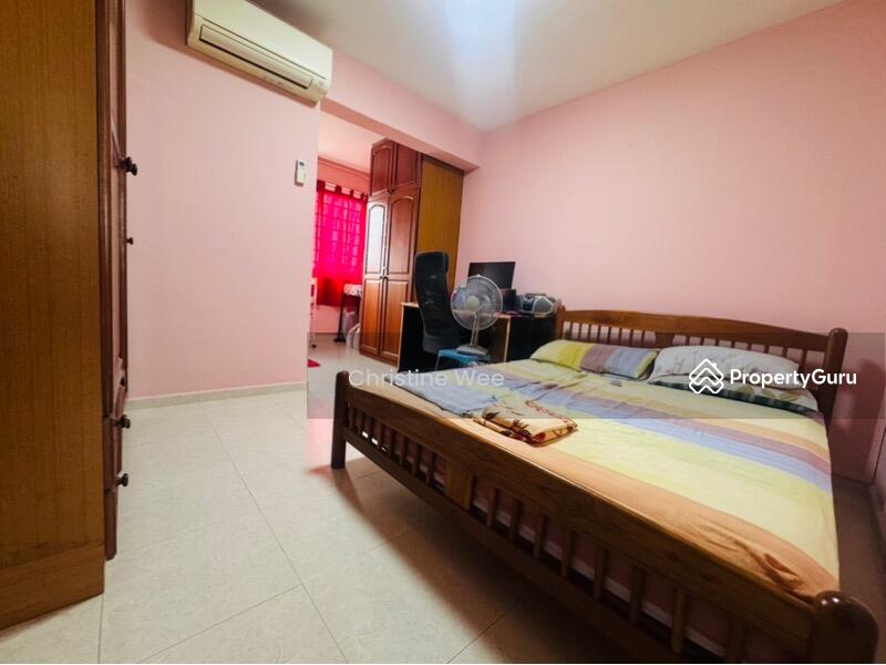 For Sale - 411 Serangoon Central