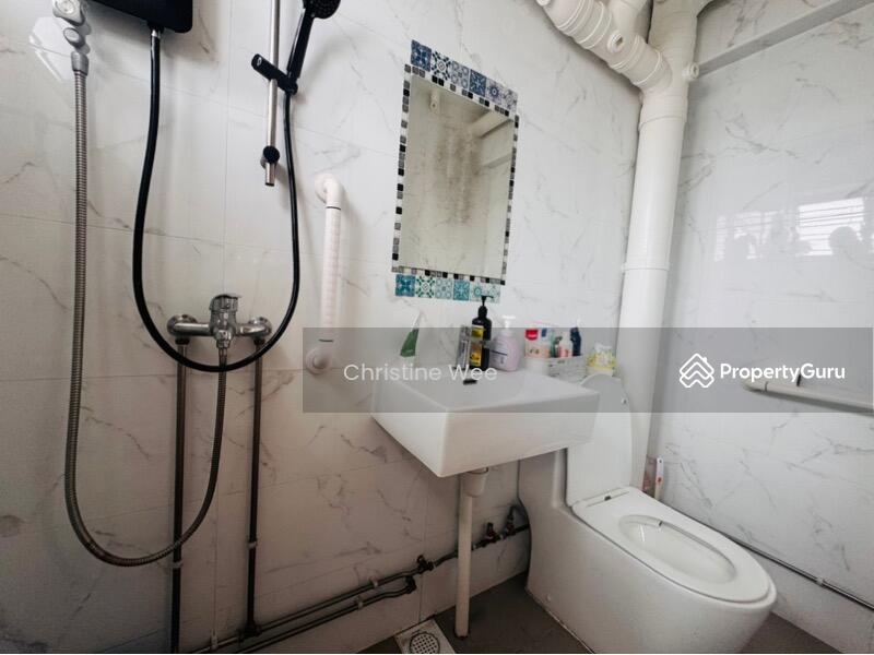 For Sale - 411 Serangoon Central