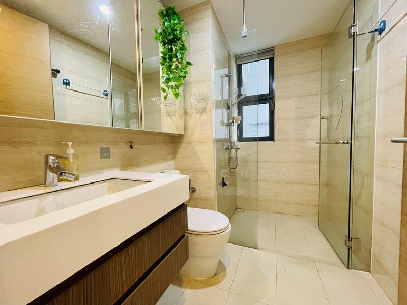 The Palette, 123 Pasir Ris Grove, Room Rental, 108 sqft, Condominium For Rent, by Young Chng, 25553251 - Bathroom - PropertyGuru.com.sg