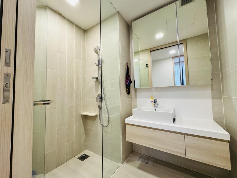 The Panorama, 8 Ang Mo Kio Ave 2, 2 Bedrooms, 700 sqft, Condominium For Rent, by Robin Chan, 25553282 - Bathroom - PropertyGuru.com.sg