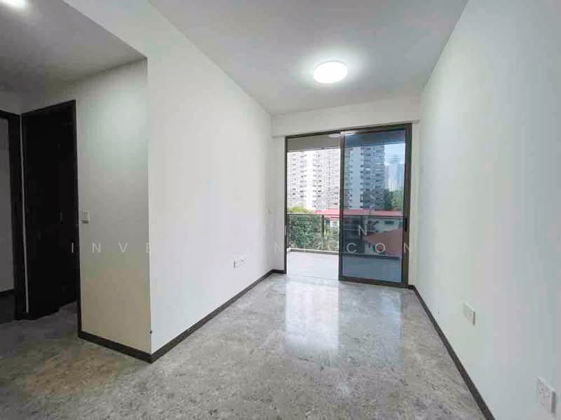 RV Altitude Condominium For Sale at S$ 1,780,000 | PropertyGuru Singapore - Living Room
