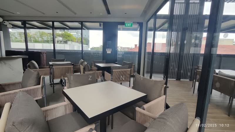 Pullman Residences, 18 Dunearn Road, Room Rental, 150 sqft, Condominium For Rent, by Li Zhen Tan, 25553336 - PropertyGuru.com.sg