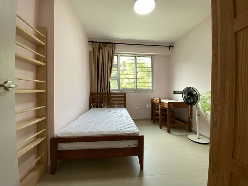 90A Telok Blangah Street 31, 90A Telok Blangah Street 31, 3 Bedrooms, 1,001 sqft, HDB Flat For Rent, by Joyce Chen, 25553421 - Middle room - PropertyGuru.com.sg