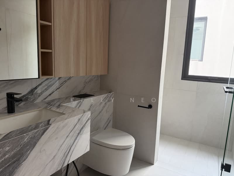 Kheam Hock Road/ Trevose Crescent/ University Road Detached House For Sale at S$ 19,250,000 | PropertyGuru Singapore - Bathroom