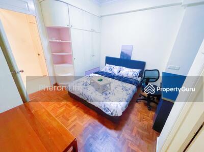 For Rent - Elias Green