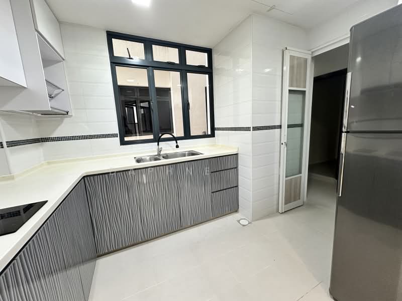 Regentville, 2 Hougang Street 92, Hougang / Punggol / Sengkang, 2 Bedrooms, 1,163 sqft, Condominium For Sale, by Daphne Tan, 25553997 - Kitchen - PropertyGuru.com.sg
