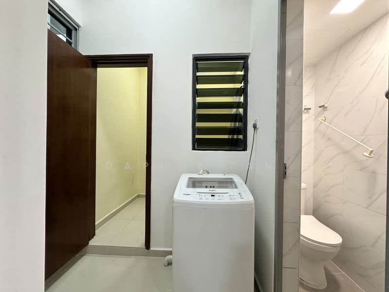 Regentville, 2 Hougang Street 92, Hougang / Punggol / Sengkang, 2 Bedrooms, 1,163 sqft, Condominium For Sale, by Daphne Tan, 25553997 - Bathroom - PropertyGuru.com.sg