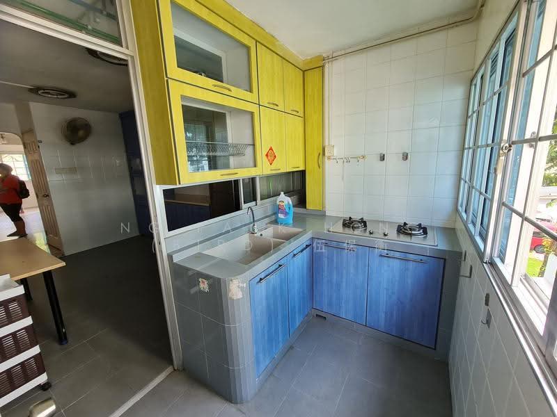 586 Ang Mo Kio Avenue 3, 586 Ang Mo Kio Avenue 3, Ang Mo Kio / Bishan / Thomson, 2 Bedrooms, 872 sqft, HDB Flat For Sale, by Ng Pack Hong (Bird) 伍保衡, 25554140 - Kitchen - PropertyGuru.com.sg