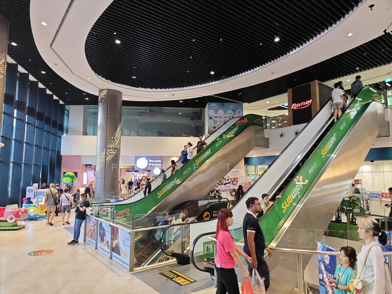 Hazel Park Condo, 21 Hazel Park Condo, Room Rental, 200 sqft, Condominium For Rent, by Philip Tan, 25554544 - PropertyGuru.com.sg