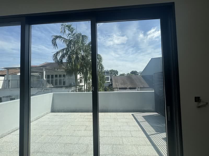 ❤️❤️SOLE AGENT -BRAND NEW SEMI-DETACHED OFF HOLLAND RD WITHIN 1 KM HENRY PARK PRI Semi-Detached House For Sale at S$ 13,800,000 | PropertyGuru Singapore - Balcony