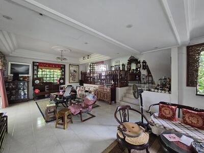 For Sale - Rare detached house near Upper Thomson MRT / Thomson Plaza
