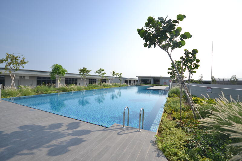 T-Space, 1 Tampines North Drive 1, 2,422 sqft, Factory / Workshop (B2) For Sale, by Jason Low, 25554976 - Pool - CommercialGuru.com.sg