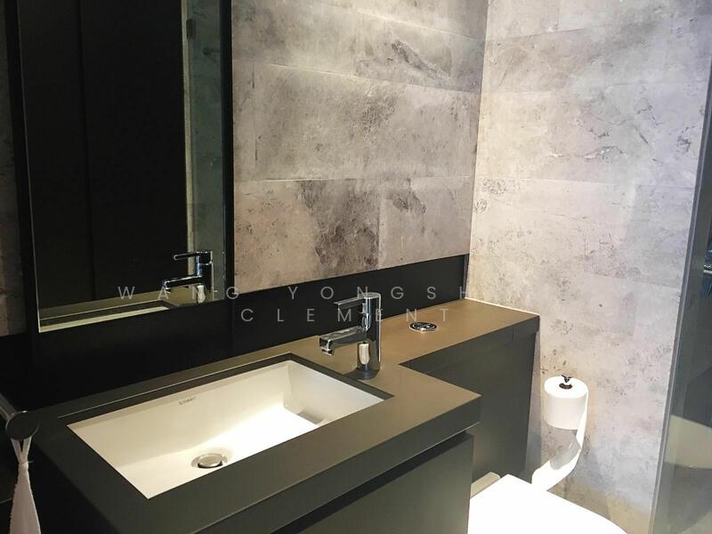 OUE Twin Peaks Condominium For Sale at S$ 1,190,000 | PropertyGuru Singapore