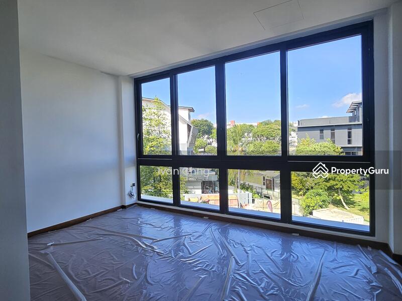 For Sale - ⭐️⭐️LANDED7772@ Superb Deal For Big Brand New Semi Detached at Only $20XXPSF !