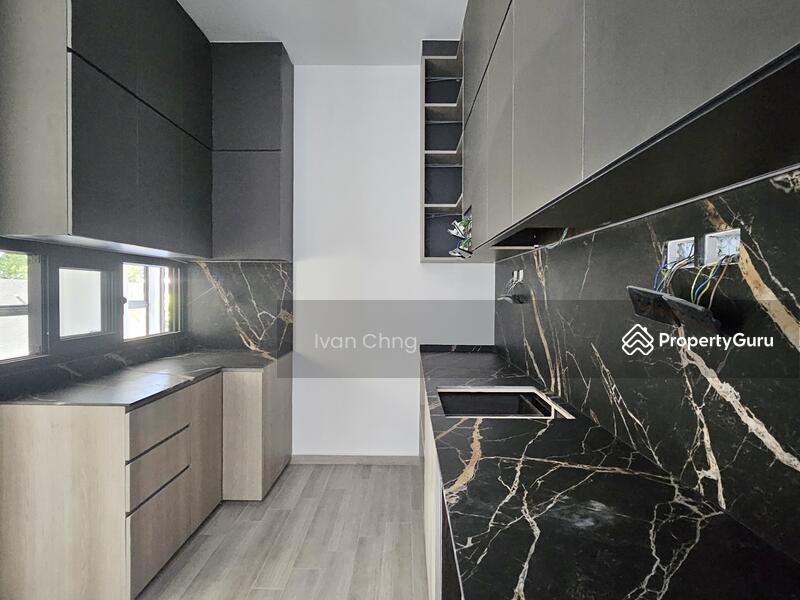 For Sale - ⭐️⭐️LANDED7772@ Superb Deal For Big Brand New Semi Detached at Only $20XXPSF !