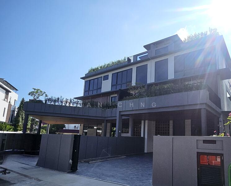 For Sale - ⭐️⭐️LANDED7772@ Spacious All New Semi D only $2,0xx PSF | Walk to Park | Kembangan