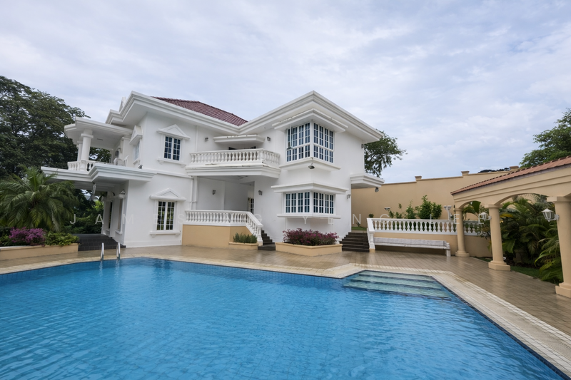 Lifestyle Good Class Bungalow. Elevated! Charming. 地十--- 邮 区,洋 房 打折出 售. James Ng 83839800 Good Class Bungalow For Sale at S$ 35,000,000 | PropertyGuru Singapore