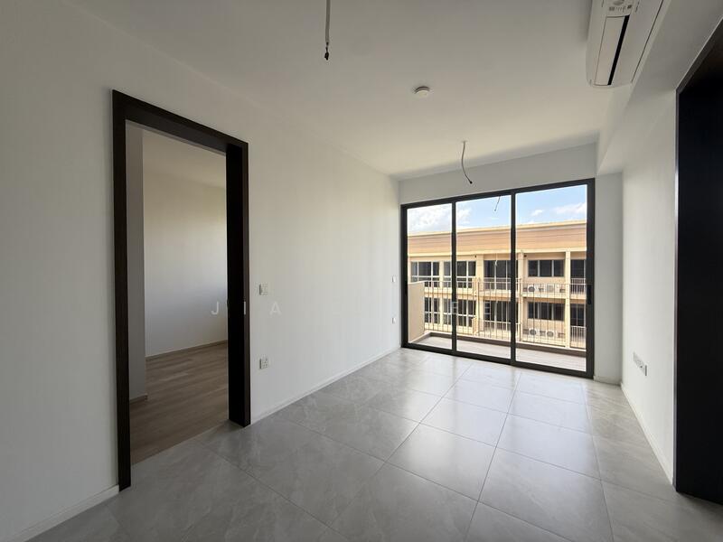 The Watergardens at Canberra, 37 Canberra Drive, 2 Bedrooms, 678 sqft, Condominium For Rent, by Jia Qi Lee, 25555727 - Living Room - PropertyGuru.com.sg