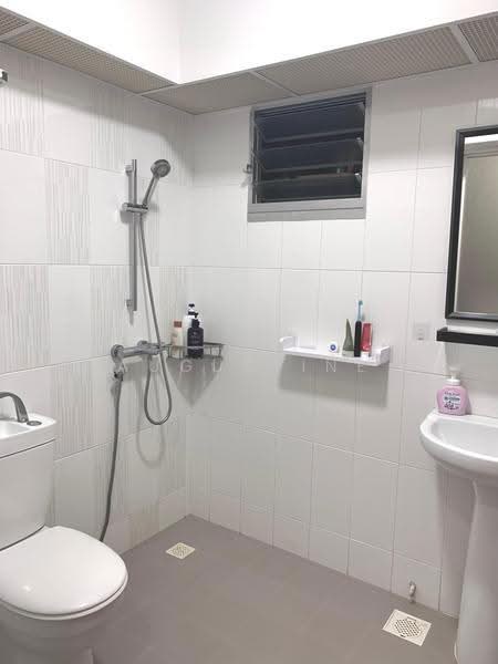 82B Circuit Road, 82B Circuit Road, Macpherson / Potong Pasir, Room Rental, 130 sqft, HDB Flat For Rent, by Augustine Tan, 25556173 - PropertyGuru.com.sg