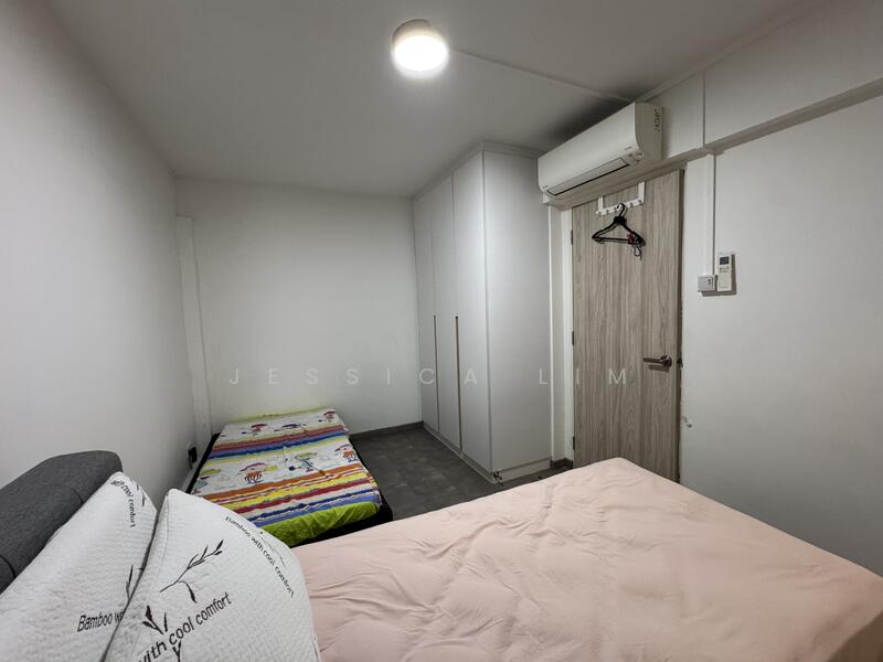 280 Bukit Batok East Avenue 3, 280 Bukit Batok East Avenue 3, 2 Bedrooms, 688 sqft, HDB Flat For Rent, by Jessica Lim, 25556330 - Bedroom - PropertyGuru.com.sg