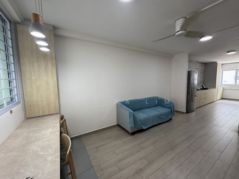 280 Bukit Batok East Avenue 3, 280 Bukit Batok East Avenue 3, 2 Bedrooms, 688 sqft, HDB Flat For Rent, by Jessica Lim, 25556330 - Living Room - PropertyGuru.com.sg