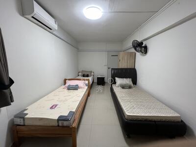 For Rent - 152 Bukit Batok Street 11