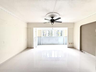 For Rent - 124 Tampines Street 11