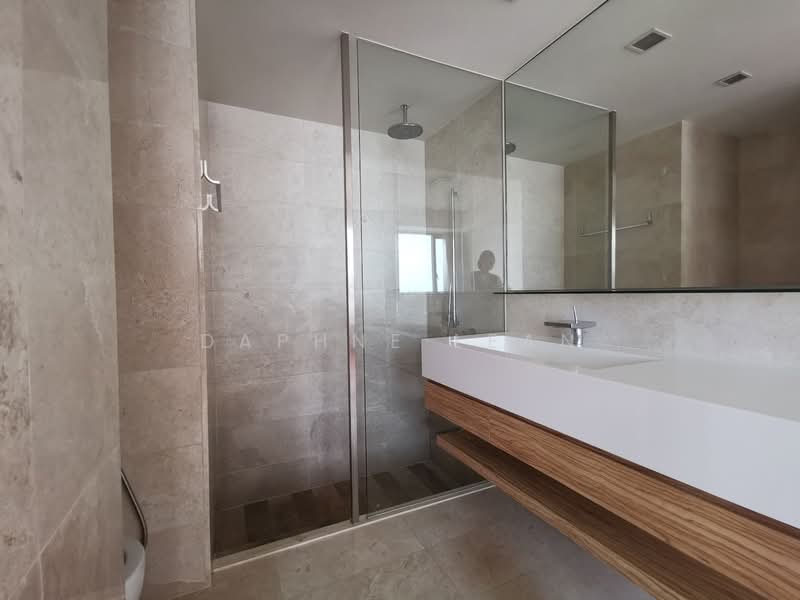 Altez, 16 Enggor Street, 2 Bedrooms, 1,012 sqft, Condominium For Rent, by Daphne Lean, 25556810 - Bathroom - PropertyGuru.com.sg