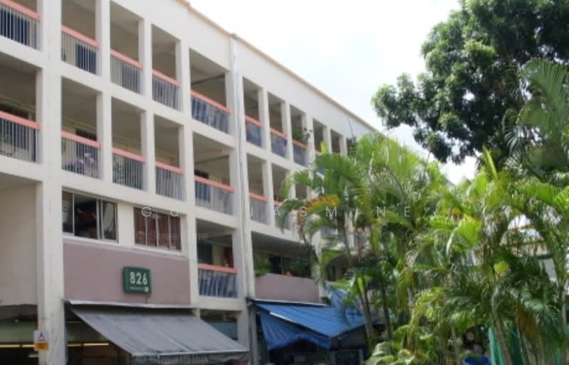 826 TAMPINES STREET 81
