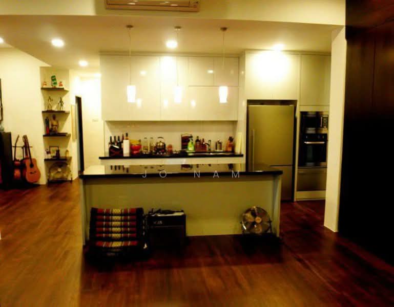 Orchard Court, 19 Oxley Road, 3 Bedrooms, 1,453 sqft, Apartment For Rent, by Jo Nam, 25557491 - Kitchen - PropertyGuru.com.sg