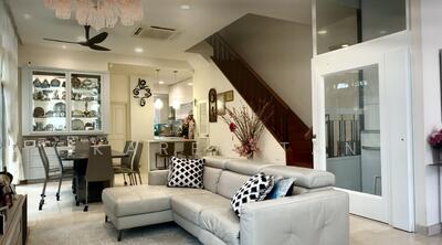 For Sale - Reservoir Villa