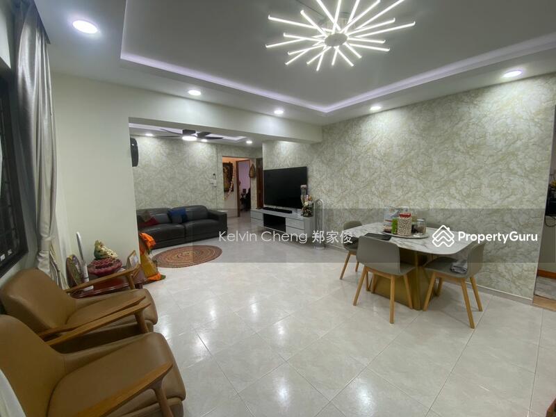 For Sale - 320 Sembawang Close