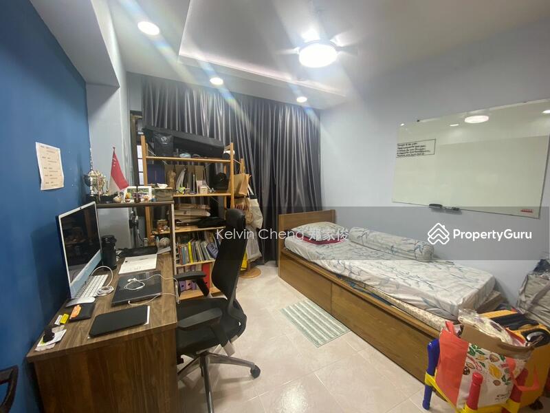 For Sale - 320 Sembawang Close