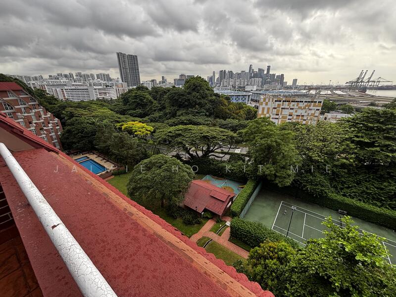 Level 7 (View from balcony)