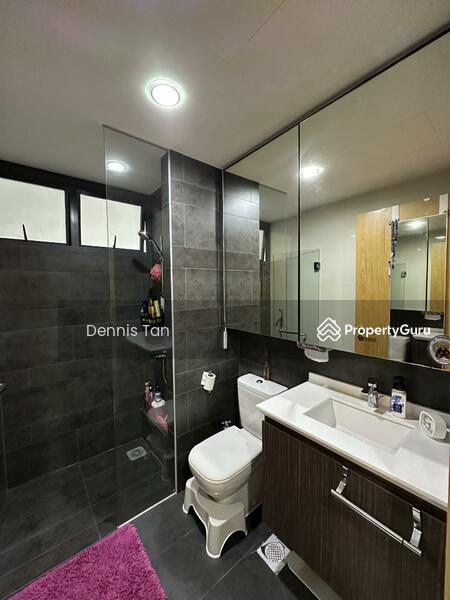 En-Suite Master Bathroom 