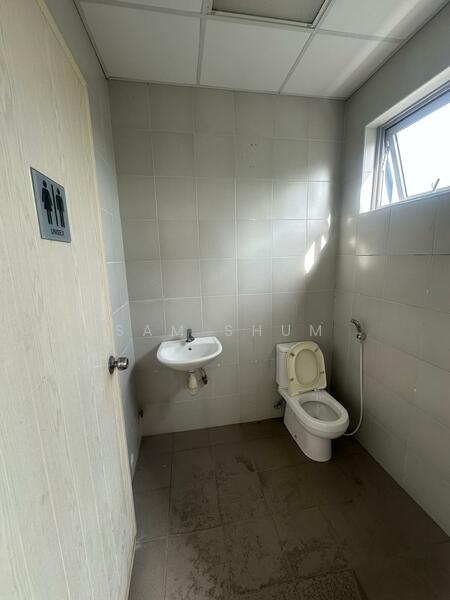 30 Tuas View Square, , 6,060 sqft, Factory / Workshop (B2) For Sale, by Sam Shum, 25558147 - CommercialGuru.com.sg