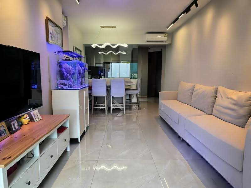 Normanton Park, 57 Normanton Park, Buona Vista / West Coast / Clementi New Town, 3 Bedrooms, 1,066 sqft, Condominium For Sale, by Nick R. L, 25558410 - Living Room - PropertyGuru.com.sg