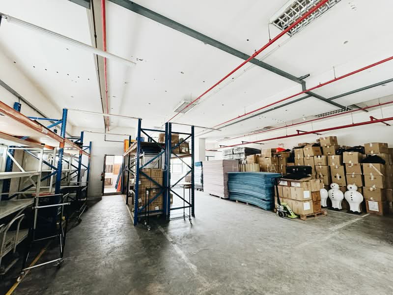 Loyang Industrial Estate, 41 Loyang Way, 2,852 sqft, Factory / Workshop (B2) For Rent, by Aandy Chua, 25558424 - Others - CommercialGuru.com.sg