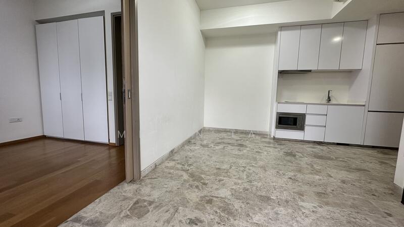 Living to bedroom