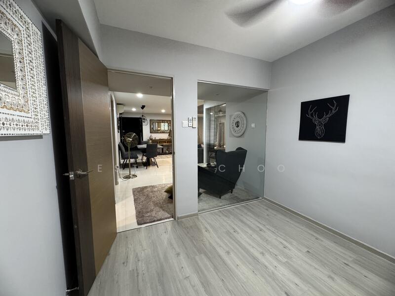 296B Compassvale Crescent, 296B Compassvale Crescent, 3 Bedrooms, 1,194 sqft, HDB Flat For Rent, by Esther Choo, 25558506 - Entrance - PropertyGuru.com.sg