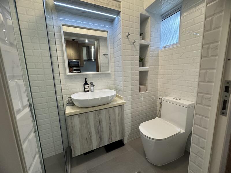 296B Compassvale Crescent, 296B Compassvale Crescent, 3 Bedrooms, 1,194 sqft, HDB Flat For Rent, by Esther Choo, 25558506 - Bathroom - PropertyGuru.com.sg