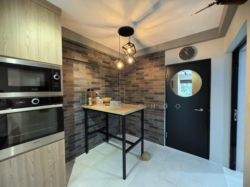 296B Compassvale Crescent, 296B Compassvale Crescent, 3 Bedrooms, 1,194 sqft, HDB Flat For Rent, by Esther Choo, 25558506 - Kitchen - PropertyGuru.com.sg