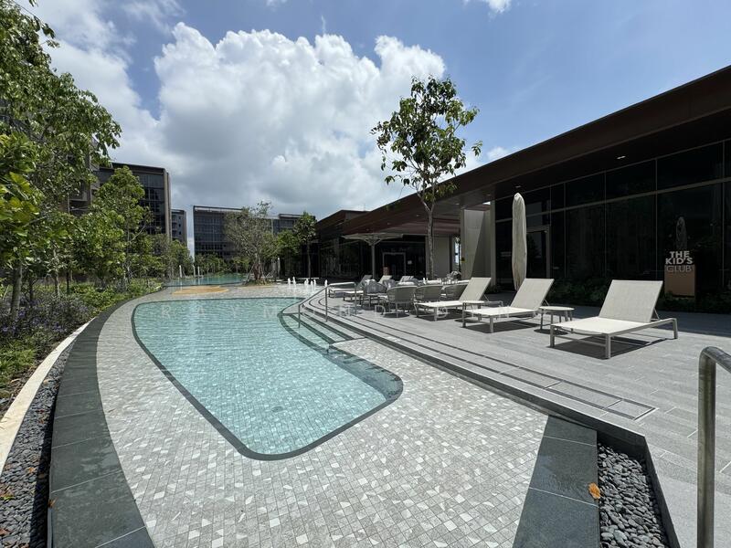 Pasir Ris 8, 20 Pasir Ris Drive 8, 2 Bedrooms, 775 sqft, Condominium For Rent, by Raymond Ding, 25558769 - PropertyGuru.com.sg